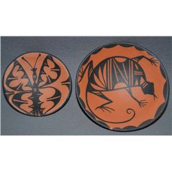 TWO SANTO DOMINGO POTTERY PLATES
