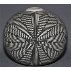 ACOMA CERAMIC SEED JAR