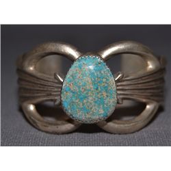 NAVAJO SILVER CHILDS BRACELET