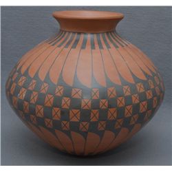 MATA ORTIZ POTTERY JAR