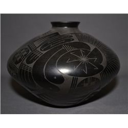 MATA ORTIZ POTTERY JAR