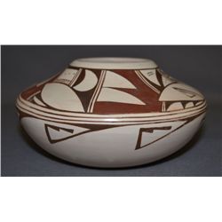 HOPI POTTERY JAR