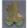 Image 3 : PLAINS BEADED BABY MOCCASINS