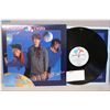 Image 1 : Into the Gap-The Thompson Twins (1984)