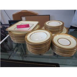 Royal Worchester dinnerware  - 53 pieces