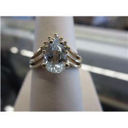 10KT yellow gold Aquamarine & Diamond ring