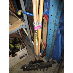 Bundle of yard tools -  5 pieces
