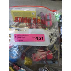 Matchbox, Hot Wheels and other makes - minimum 24