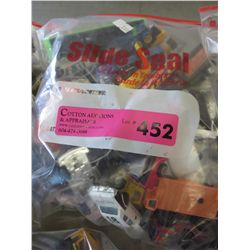 Matchbox, Hot Wheels and other makes - minimum 24