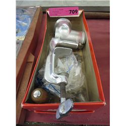 Universal #72 hand crank meat grinder