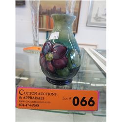 Moorcroft vase, Clematis pattern