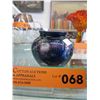Image 1 : Moorcroft vase, Anemone pattern