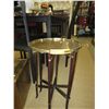 Image 1 : Oriental collapsible table with brass top