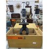 Image 1 : Microscope & tools in wooden box