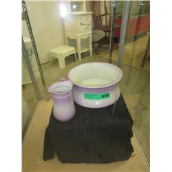 English glazed potty and toothbrush holder