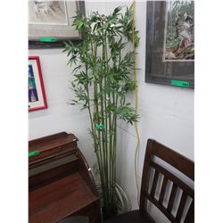 Imitation bamboo floor standing arrangement