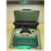 Image 1 : Vintage Tom Thumb typewriter with case