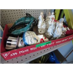 Box of decorative & collectible items