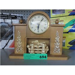 Electric mantel clock - United