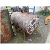 Image 2 : LARGE METAL TANK ON STAND