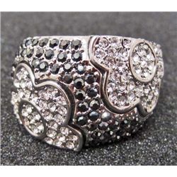 PLATINUM PLATED AUSTRIAN CRYSTAL NOBEL FLOWER RING