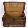 Image 5 : Antique Steamer Trunk This lot features an antique