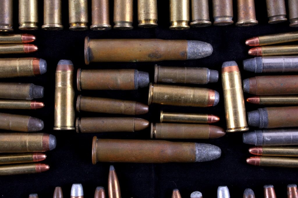 Vintage & Antique Ammo Collection 125 bullets Thes