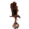 Image 6 : Eagle Statue This lot features an eagle statue. It