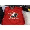 Image 1 : MacKinnon, Frk, Signed Jersey