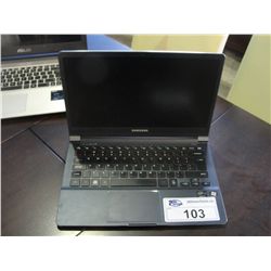 SAMSUNG LAPTOP COMPUTER