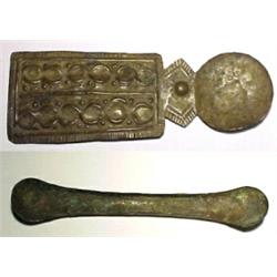 WEST AFRICA, GOLD COAST (GHANA), Ashanti Tribe, c. 1720-1890, a lot of two brass spoons or saawa...