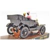 Image 2 : VINTAGE CORGI CLASSICS 1915 FORD MODEL T TIN LIZZY CAR
