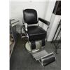 Image 1 : Belmont Antique Barber Chair