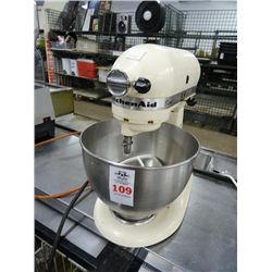 Kitchen Aid Mixer