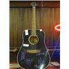 Image 1 : Signed Guitar