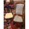 Image 3 : 7 Vintage Chairs