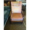 Image 1 : Estate Morris Chair