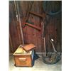 Image 1 : Paul Bunyan Hooks Lot