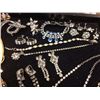Image 4 : Estate Rhinestone Jewelry Lot