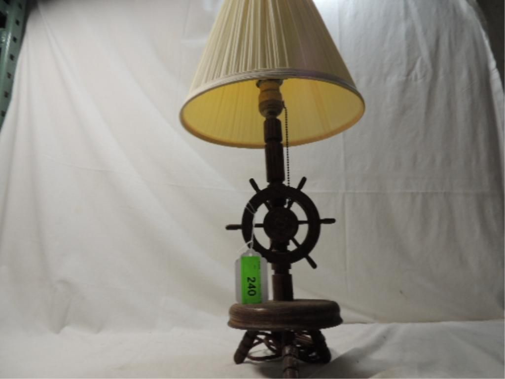 Vintage Wooden Nautical Ship Wheel Desk Lamp