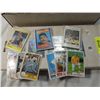 Image 3 : BOX BASEBALL PLAYER CARDS MIXED