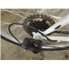 Image 4 : SCHWINN SKYLINER WOMEN'S 21 SPEED BICYCLE