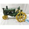 Image 2 : CAST IRON JOHN DEERE TRACTOR TOY
