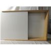 Image 1 : SLIDING LID SHOWCASE 29.5"X20"X4.5"