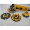 Image 2 : DeWalt 4.5" Angle Grinder