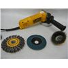 Image 3 : DeWalt 4.5" Angle Grinder