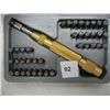 Image 2 : 37-in-1 Stamping Tool Set, 1 Punch Handle and 37 Stamping Bits
