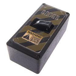 Resident Evil: Afterlife - Alice's Bomb Detonator (Milla Jovovich)