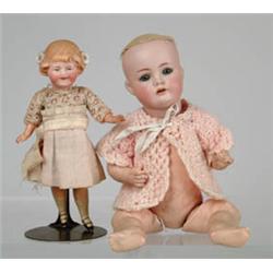 LOT OF 2 DOLLS.