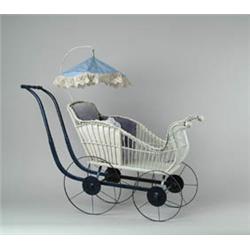 WICKER DOLL CARRIAGE.